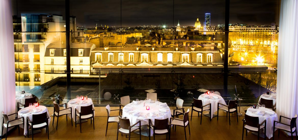 MAISON BLANCHE de soir, restaurant, paris, restaurant 75008 avenue montaigne, luxe, rooftop