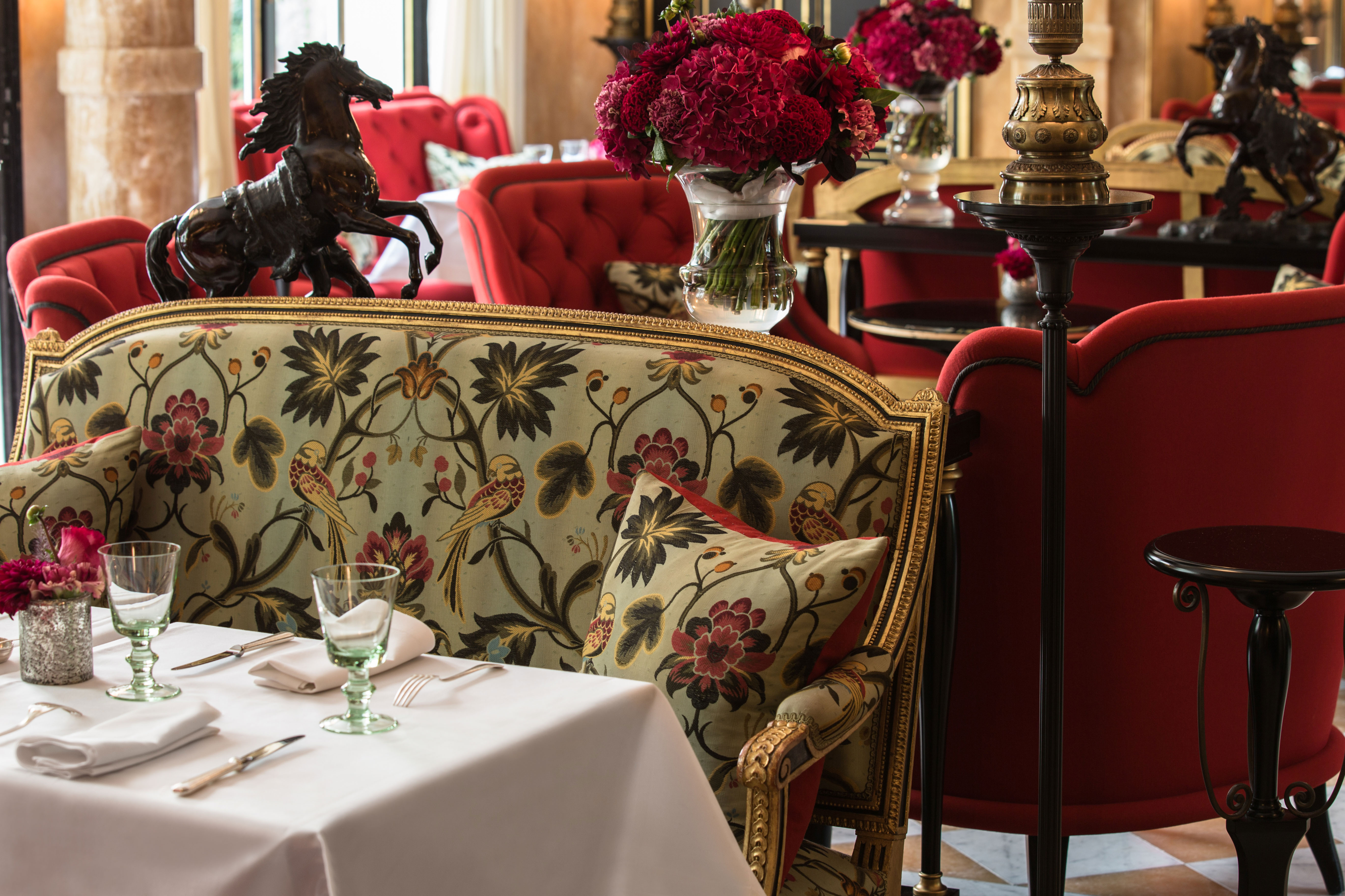La-Reserve-Paris-La-Pagode-Brasserie ; hotel ; luxe ; restaurant